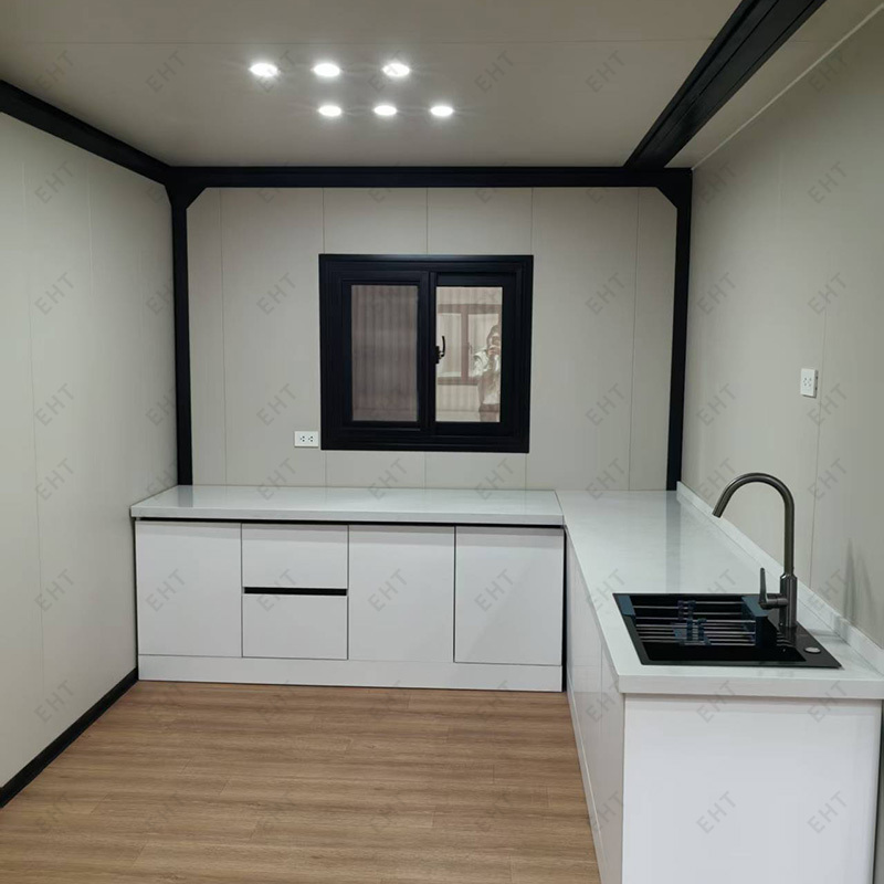 20 ফুট ডাবল উইং এক্সপান্ডেবল কন্টেইনার হাউস প্রিফেব্রিকেটেড মোবাইল লিভিং ইউনিট